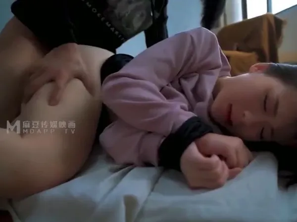 avatar sex Bị tên biến thái bắt cóc khi đang đi dạo ~lin sihao