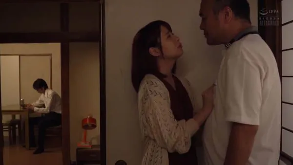 sex lớp học tình dục Vợ sắp cưới của con trai “nghiện” sau một lần bị bố Anh xã làm thịt